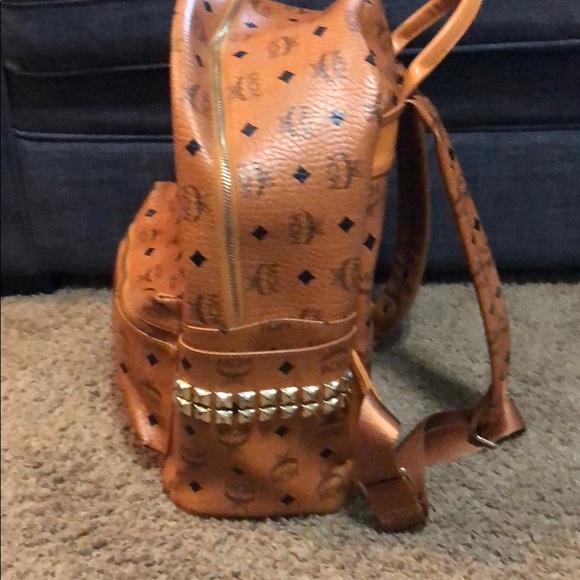 Mcm backpack - Picture 2 of 3